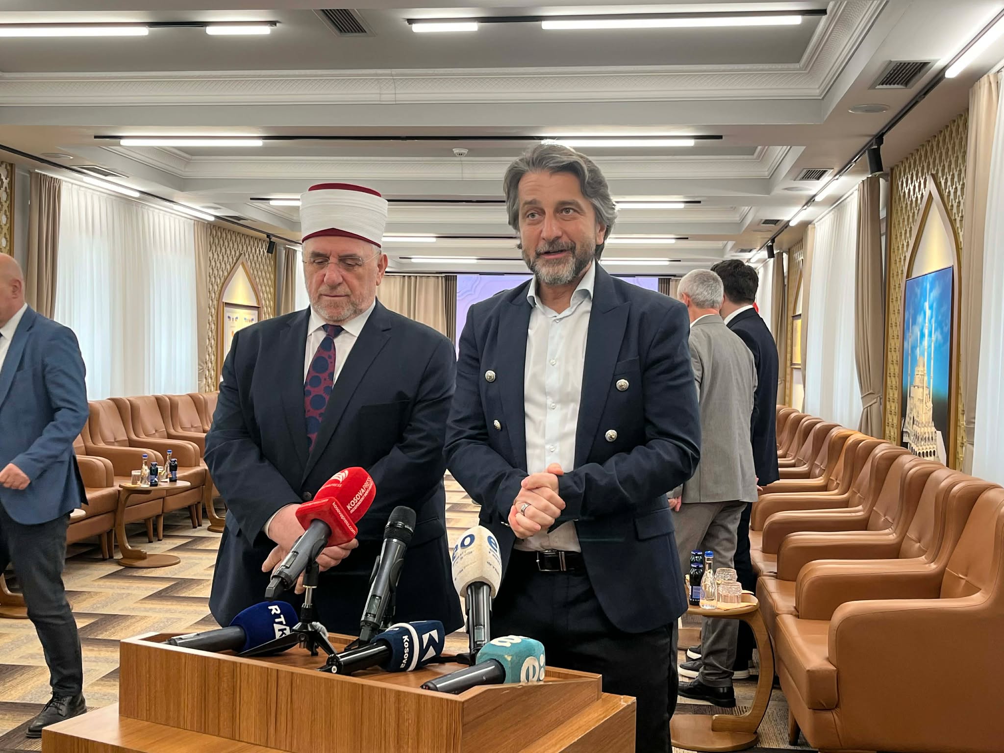 Rama viziton BIK-un, përcjell mesazh paqeje dhe urime me rastin e Fitër Bajramit