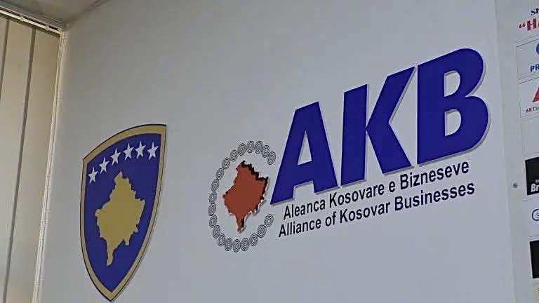 AKB: Kush del kundër Amerikës, del kundër zhvillimit ekonomik dhe të ardhmes euroatlantike të Kosovës