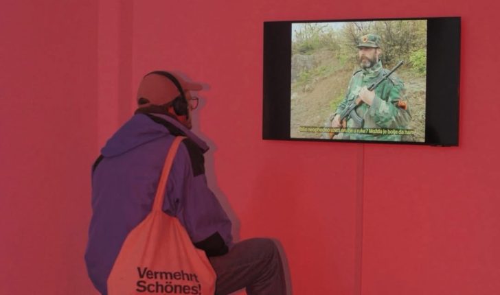 “Reporting House” sjell në Mynih kujtesën e luftës në Kosovë
