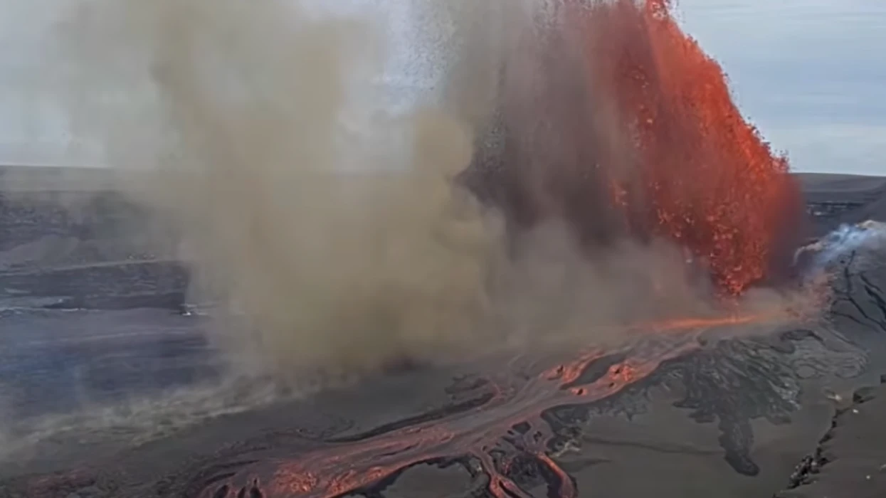 Shpërthen vullkani Kilauea në Hawaii, llava shkon mbi 200 metra në ajër