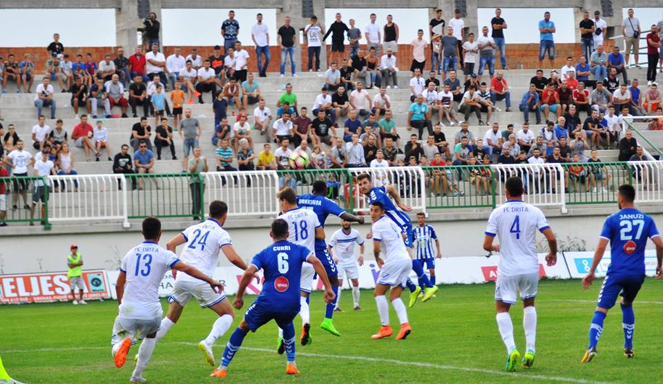 Xhirot vendimtare në Superligë, titulli, Evropa dhe mbijetesa në lojë