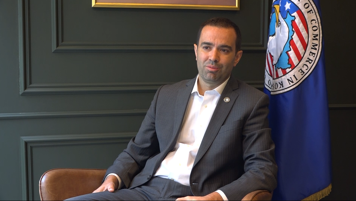 Zeka paralajmëron rrezikun e zhvendosjes së bizneseve: Pa reforma ekonomike, Kosova mund të humbë prodhuesit