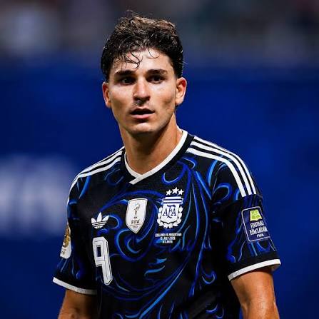 Arsenali bën ofertë spektakolare për Julián Álvarezin