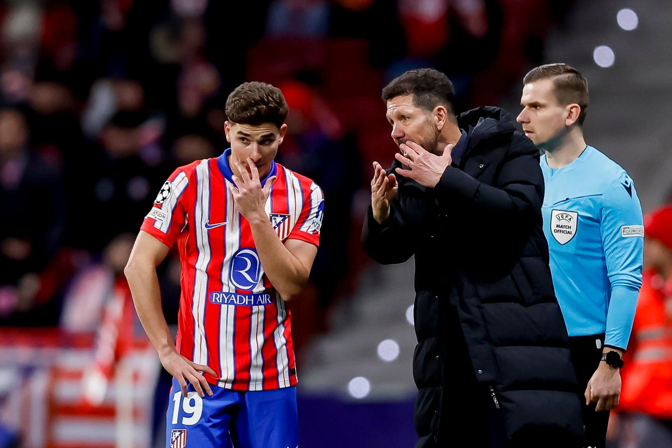 Simeone i jep fund spekulimeve për Alvarezin, Atletico e konsideron të paprekshëm