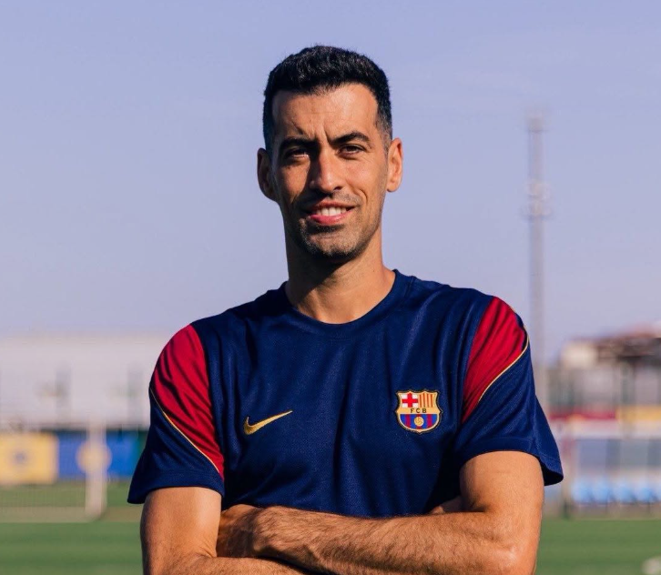 Sergio Busquets rikthehet te Barcelona, nis punën si trajner te Barça Atlètic