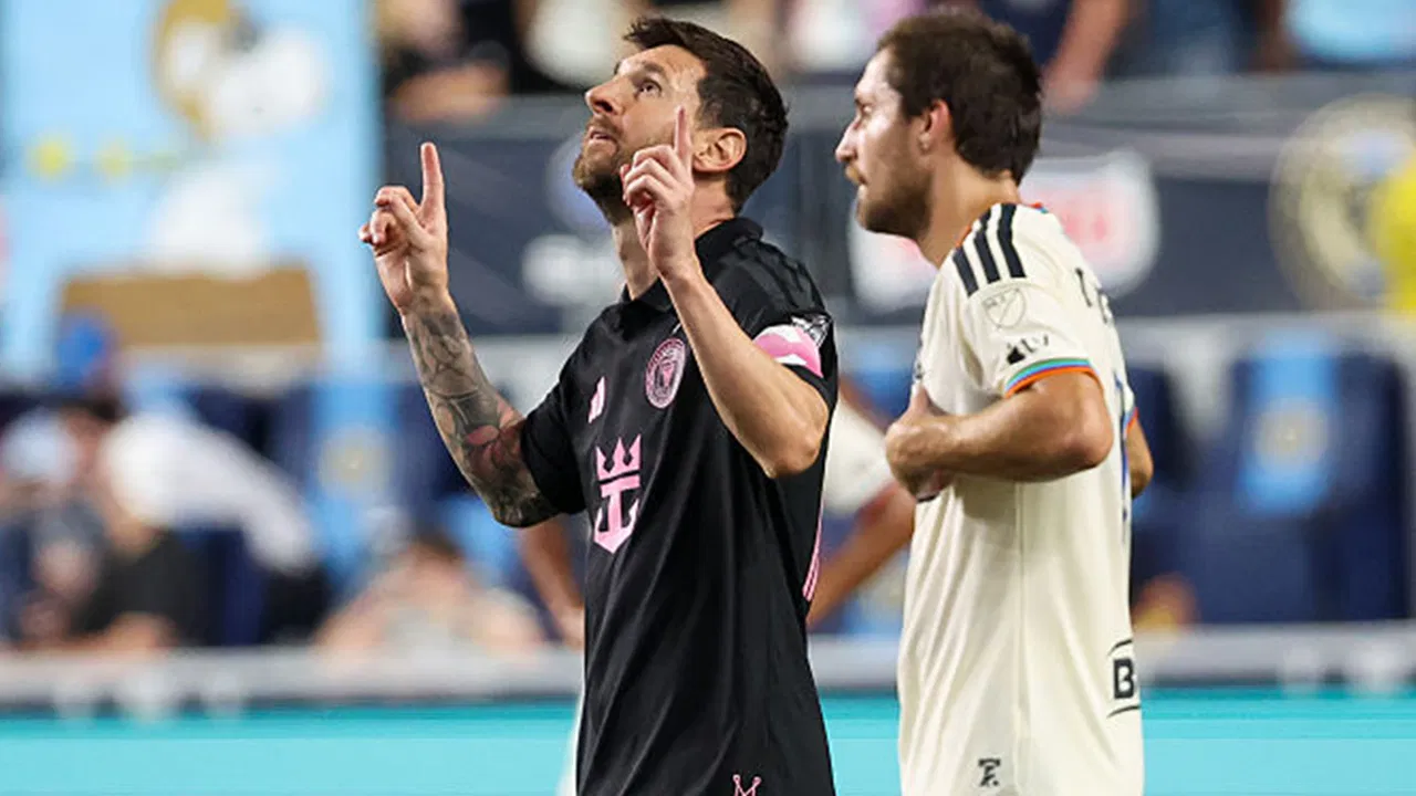 Messi shënon pas humbjes së babait, festimi i tij prekës bëhet momenti i ndeshjes