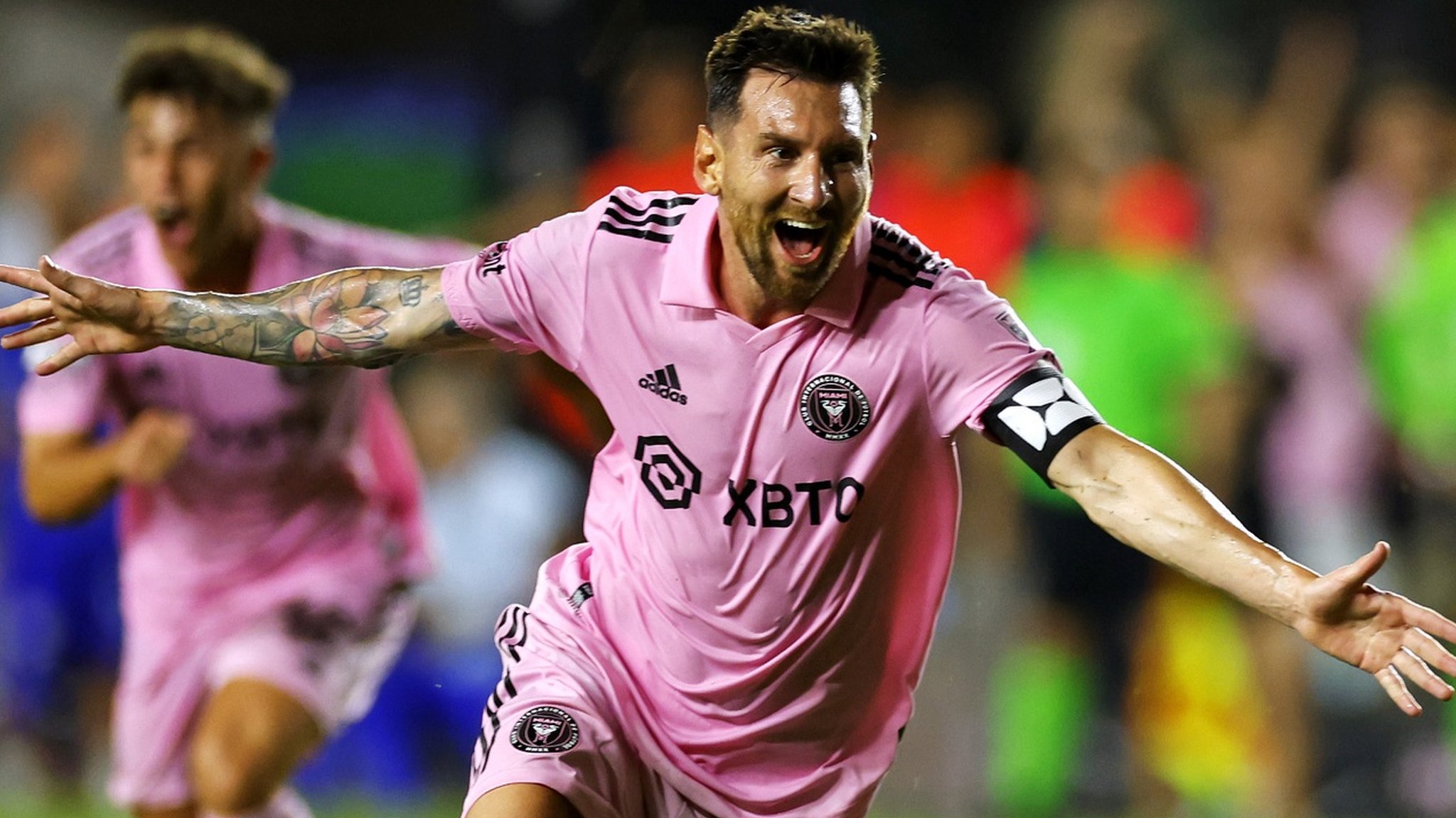 Messi rikthehet me gola dhe shkruan histori, bëhet golashënuesi më i mirë në Kupën e Ligës