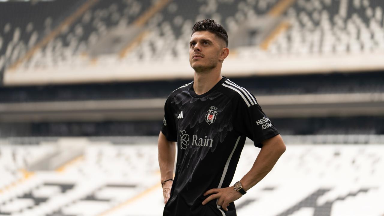 Rashica në rrezik te Besiktasi, një transferim mund t’i hapë rrugën largimit të tij