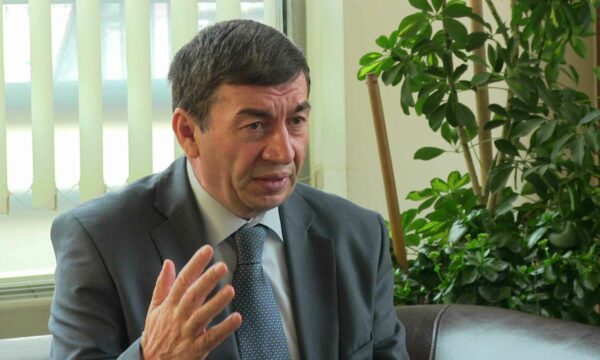Bajrami: Kriza politike e institucionale po prodhon pasoja kushtetuese, afati prej 30 ditësh duhet të respektohet