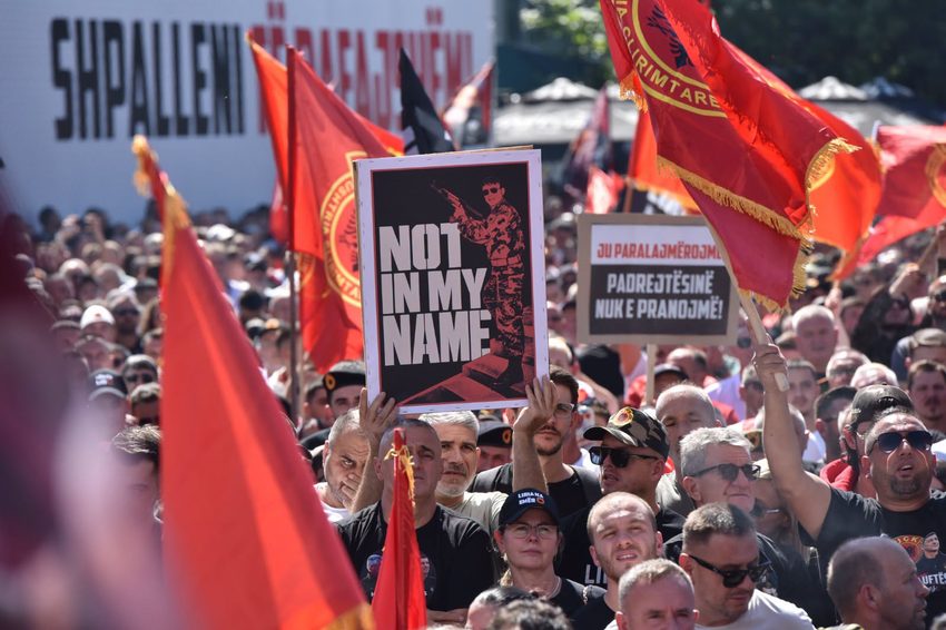 Komunat e Kosovës sot protestojnë kundër vendimit ndaj ish-krerëve të UÇK-së