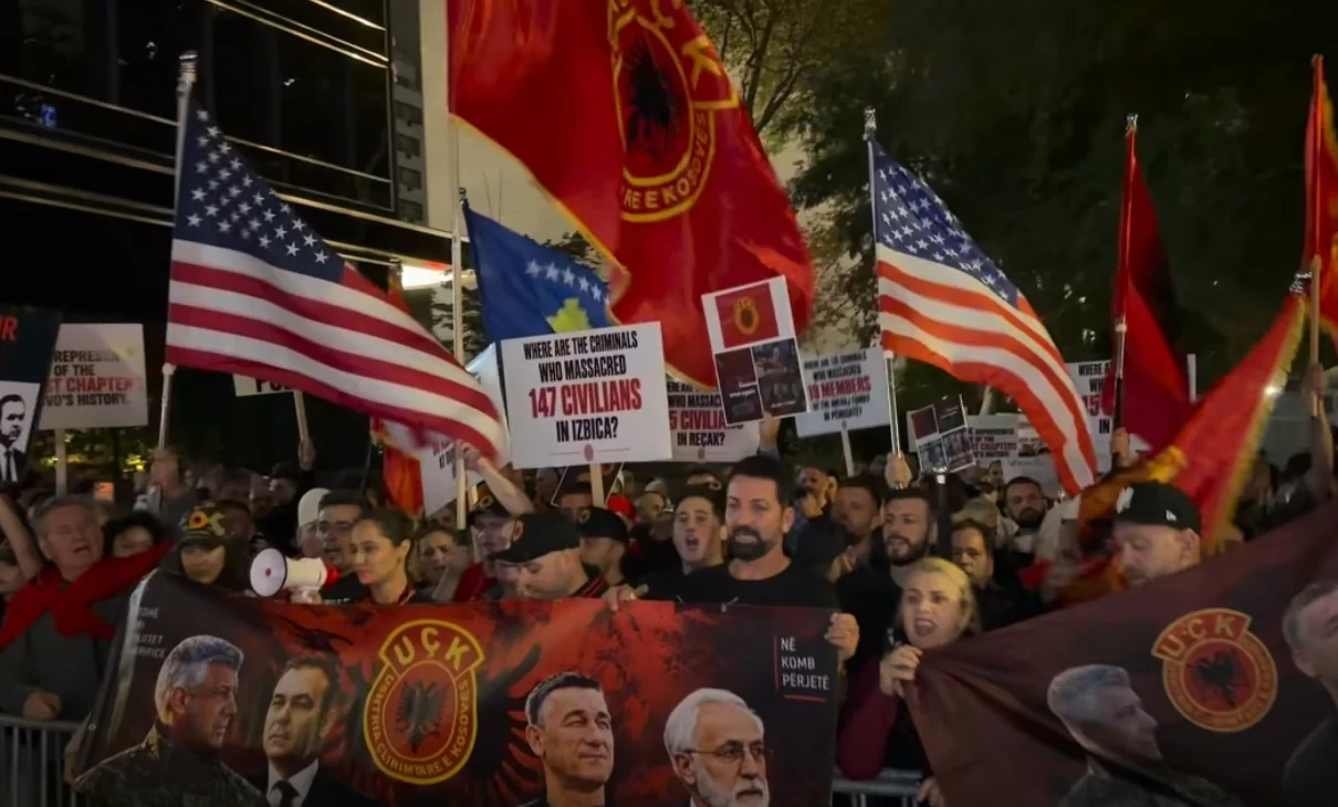 “Liri për çlirimtarët”, shqiptarët protestojnë para selisë së OKB-së në New York