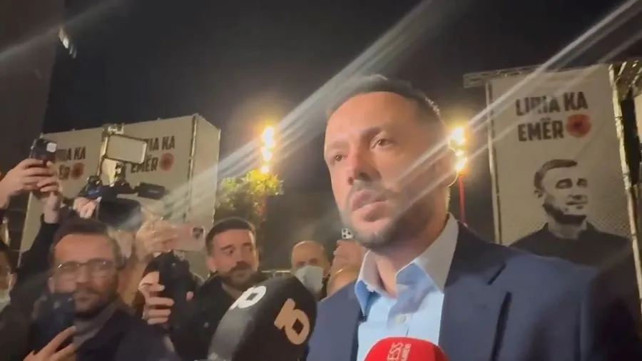 Tahiri: LVV-ja të kthehet në Kuvend për ta votuar Ligjin për Dhomat e Specializuara