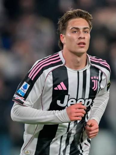 Real Madridi rikthehet për Kenan Yildizin, Juventusi kërkon 100 milionë euro