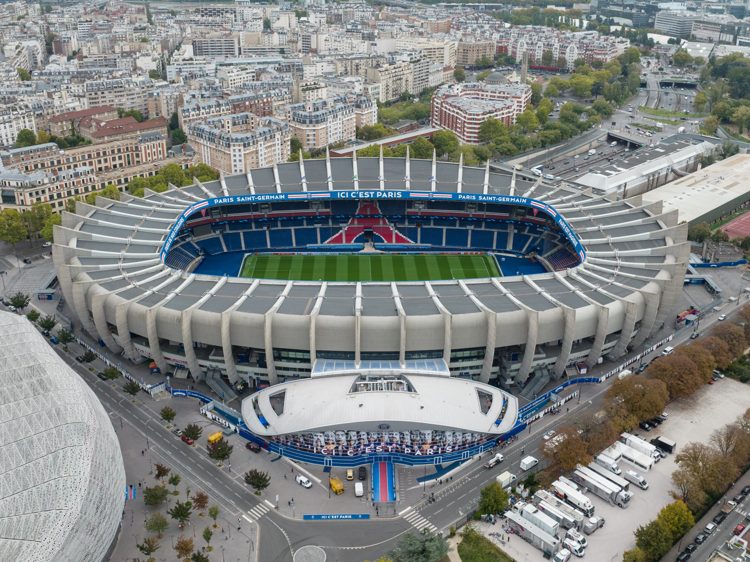 PSG pranë vendimit të madh, stadiumi i ri mund të kushtojë 2 miliardë euro